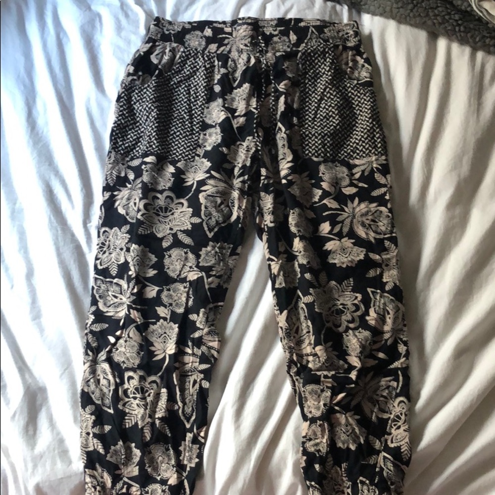 American Eagle, loose fit, joggers